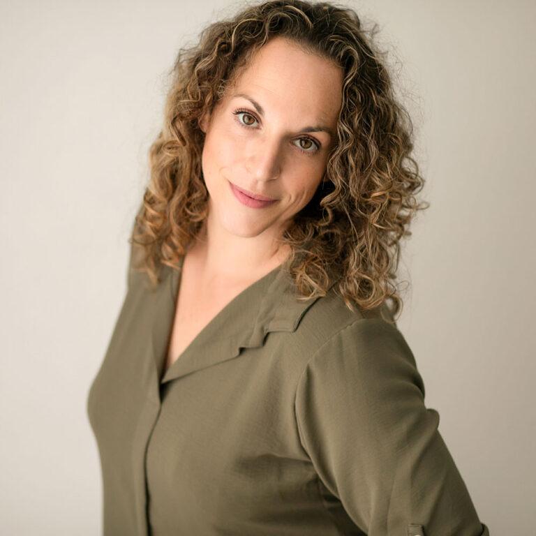 LibbyPeer20221101 1746 2